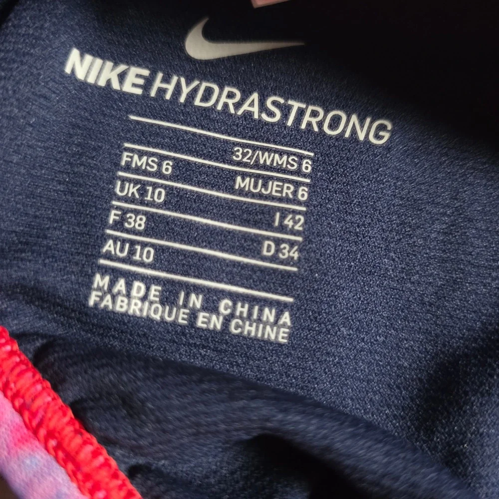 Nike swim hydrastrong